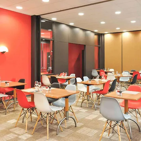 Ibis Centre 3*